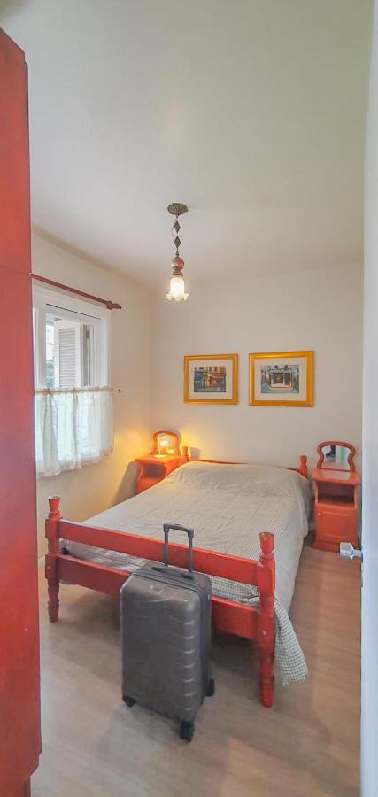 Duplex Floresta Negra - Sua Base Perfeita Em Gramado! Otima Localizacao Lagonegro 500M - 02 Quartos E 02 Banheiros Para Familia Em Condominio Fechad0, Cozinha Completa Com Garagem E Portaria 24H Luaran gambar