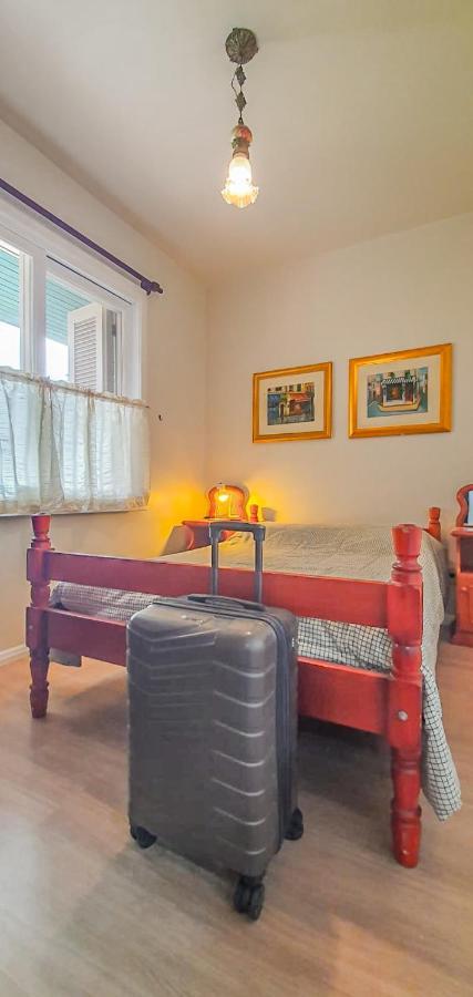 Duplex Floresta Negra - Sua Base Perfeita Em Gramado! Otima Localizacao Lagonegro 500M - 02 Quartos E 02 Banheiros Para Familia Em Condominio Fechad0, Cozinha Completa Com Garagem E Portaria 24H Luaran gambar